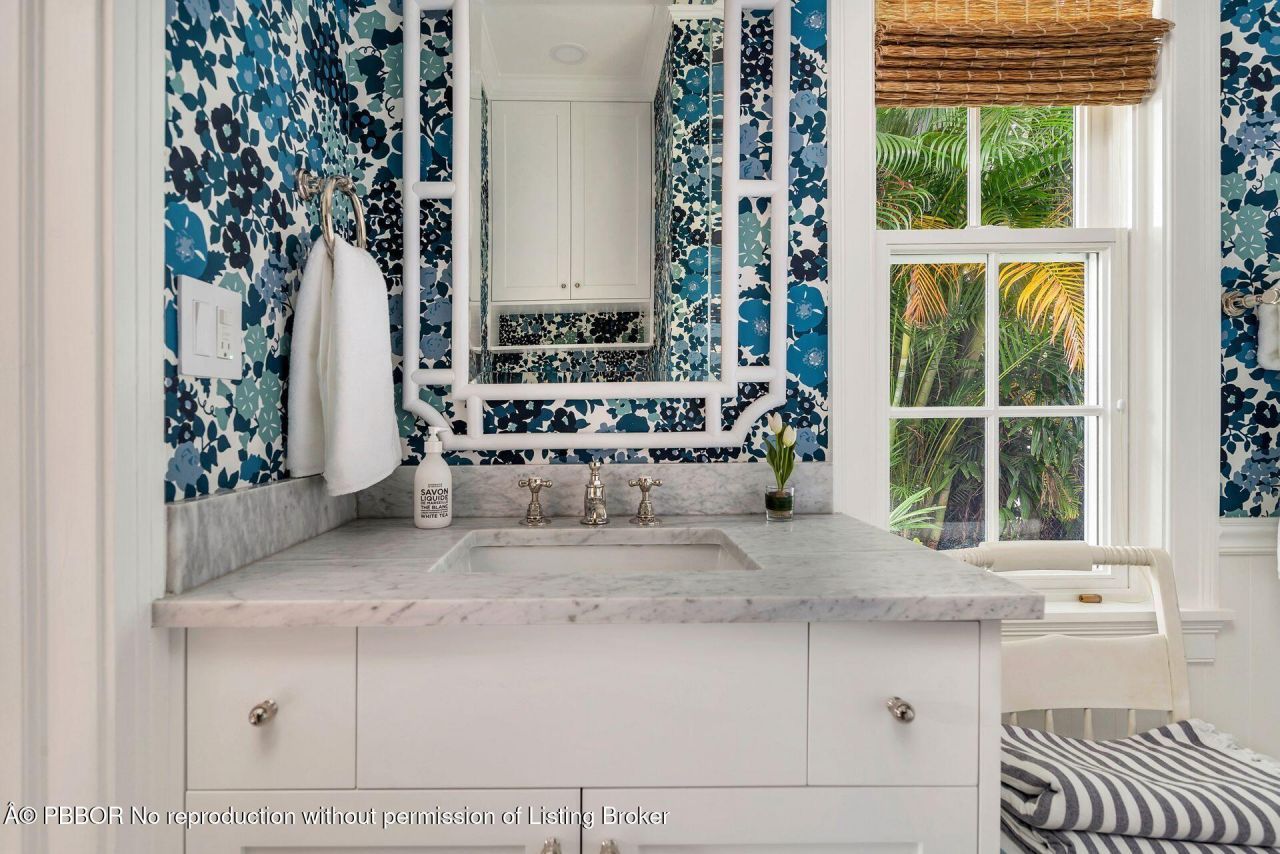 255 Colonial Lane, Palm Beach, FL 33480 Photo