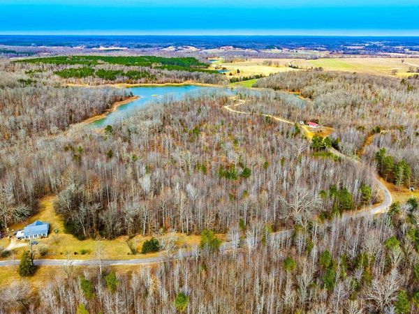 150 STAFFORD BOTTOMS RD, Adamsville, TN 38310