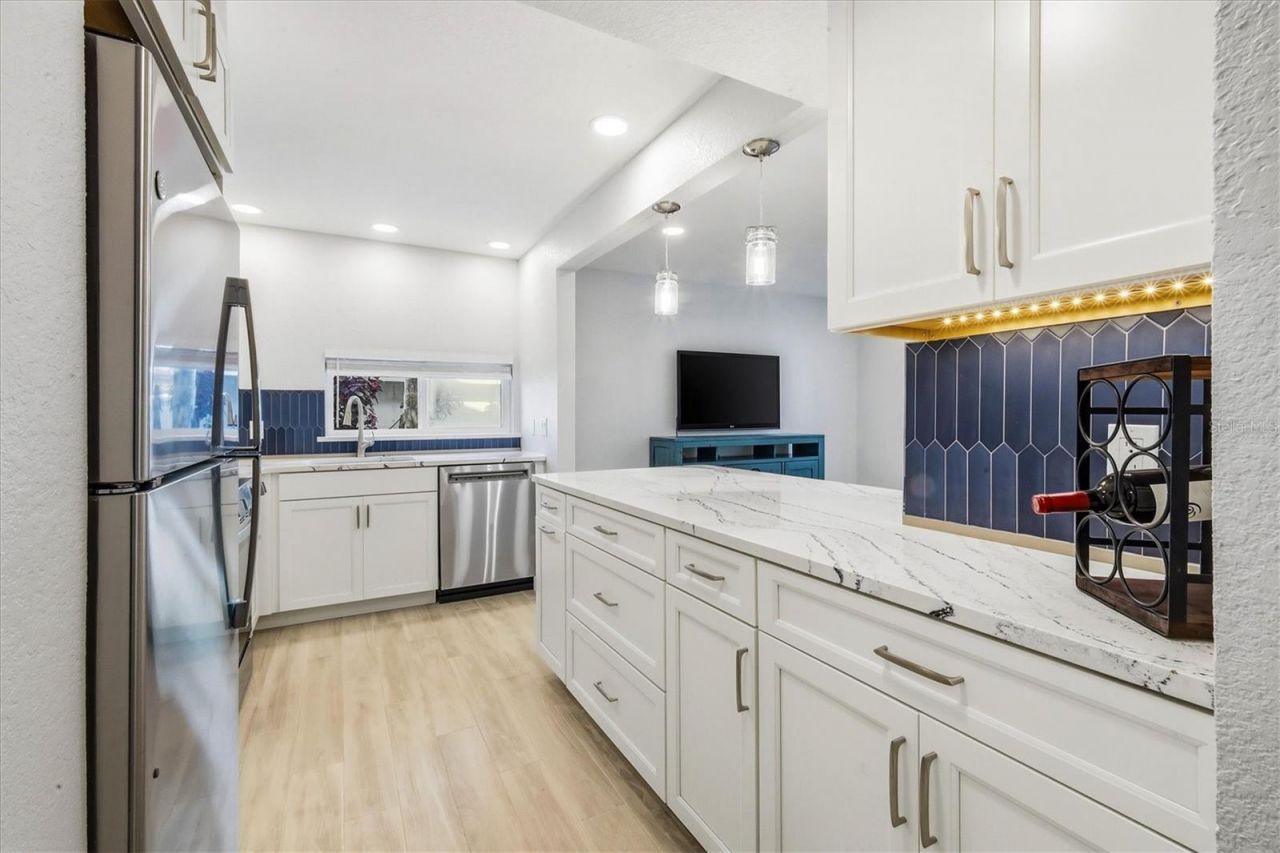 1201 E Peppertree Drive, Unit 234, Sarasota, FL 34242 Photo