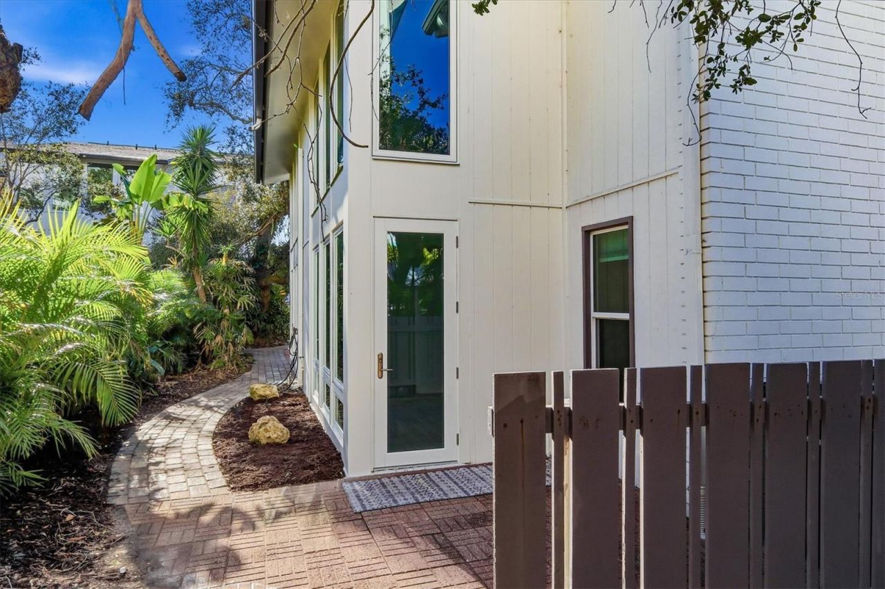 1201 E Peppertree Drive, Unit 234, Sarasota, FL 34242 Photo