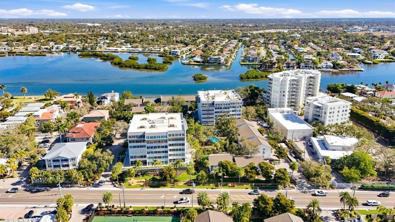 1201 E Peppertree Drive, Unit 234, Sarasota, FL 34242 Photo