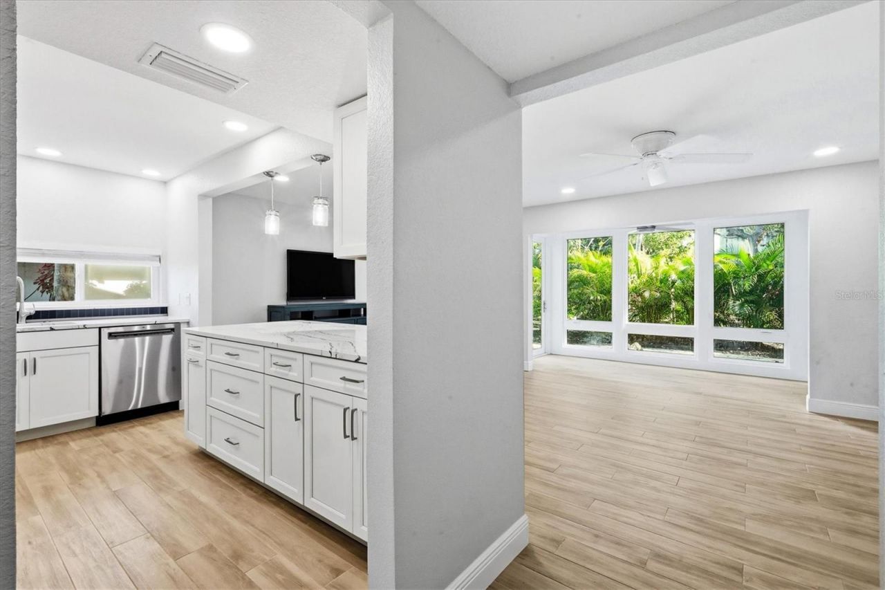 1201 E Peppertree Drive, Unit 234, Sarasota, FL 34242 Photo