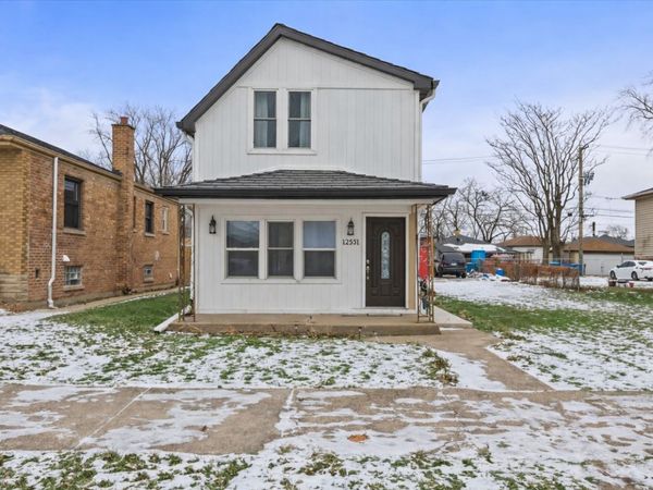 12531 S Honore Street, Calumet Park, IL 60827