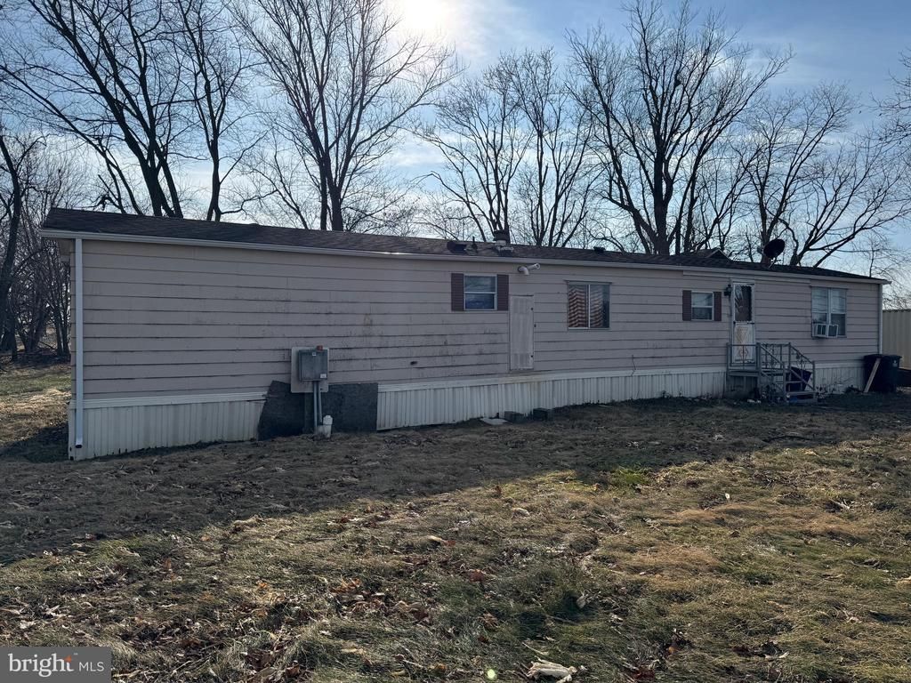 2318 Rockvale Road, Lancaster, PA 17602 Main Photo