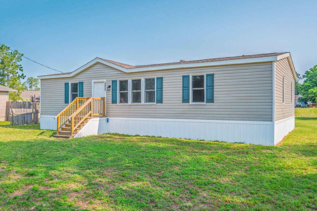 4625 Canary Way, Crestview, FL 32539 Main Photo