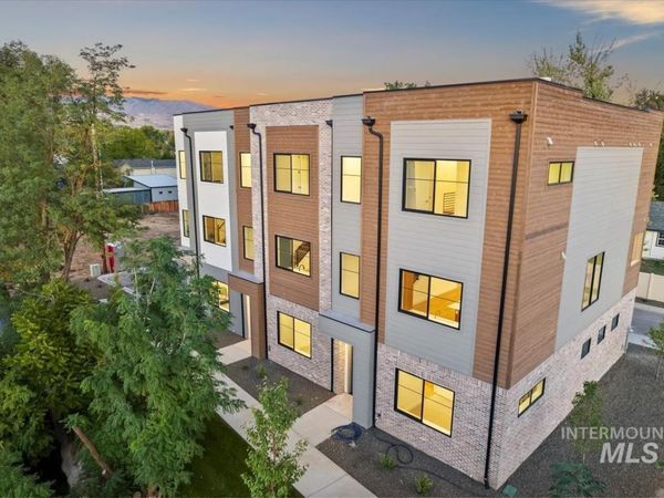 3243 W Moore Street, Boise, ID 83702