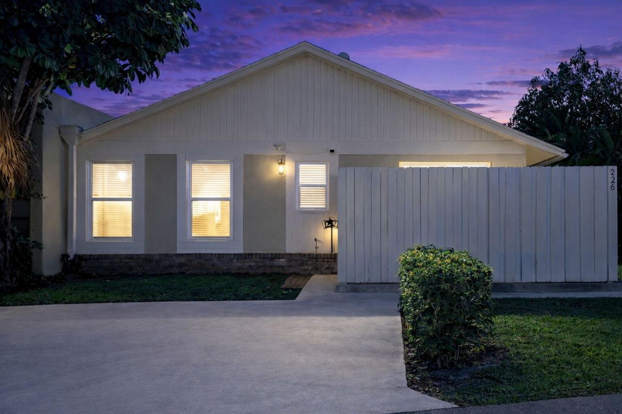 226 SE 1st Circle, Boynton Beach, FL 33435 Photo