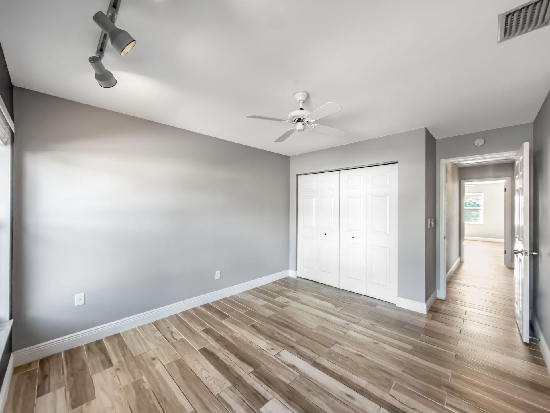 226 SE 1st Circle, Boynton Beach, FL 33435 Photo