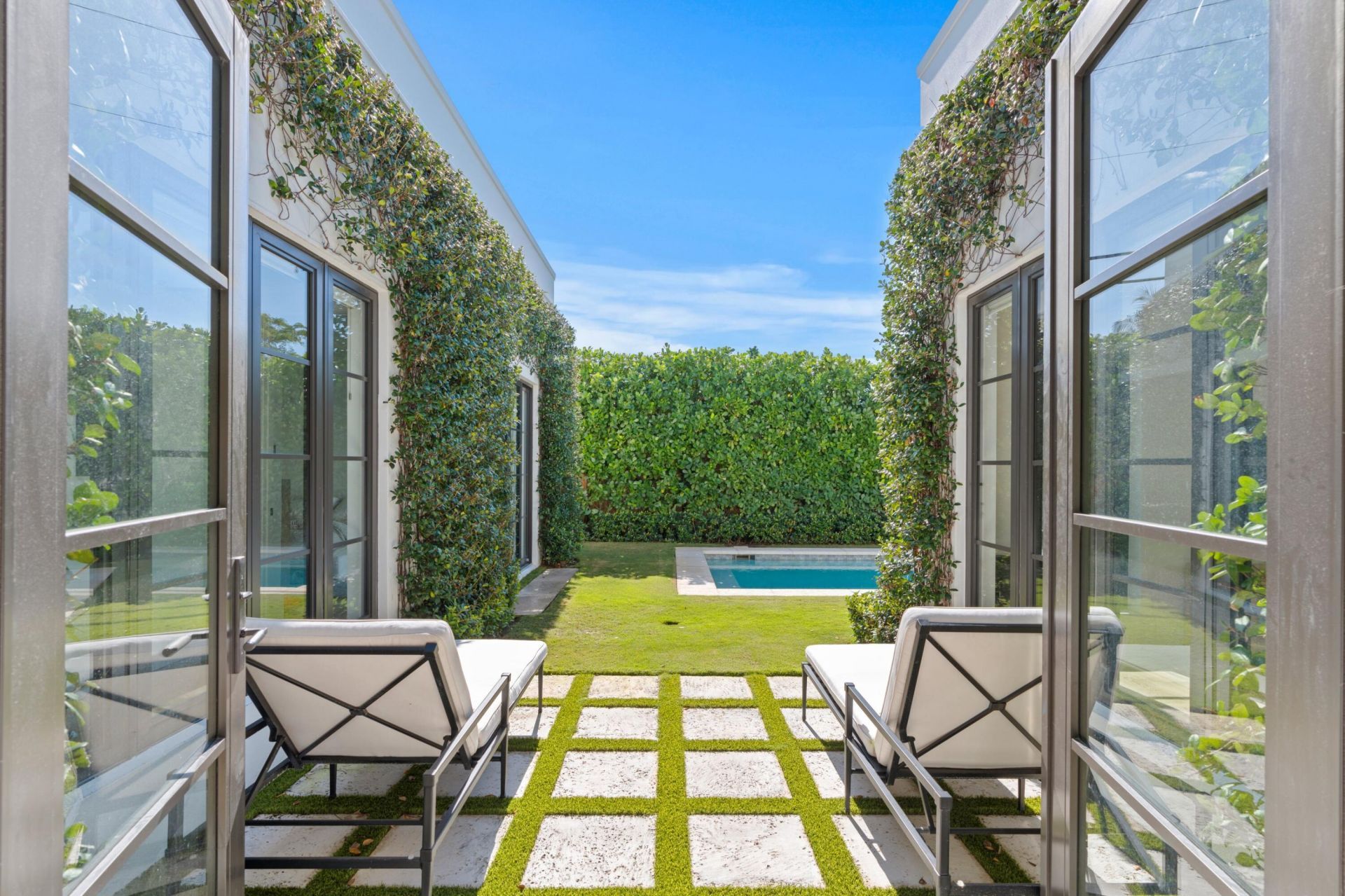 3218 S Olive Avenue, West Palm Beach, FL 33405 Photo