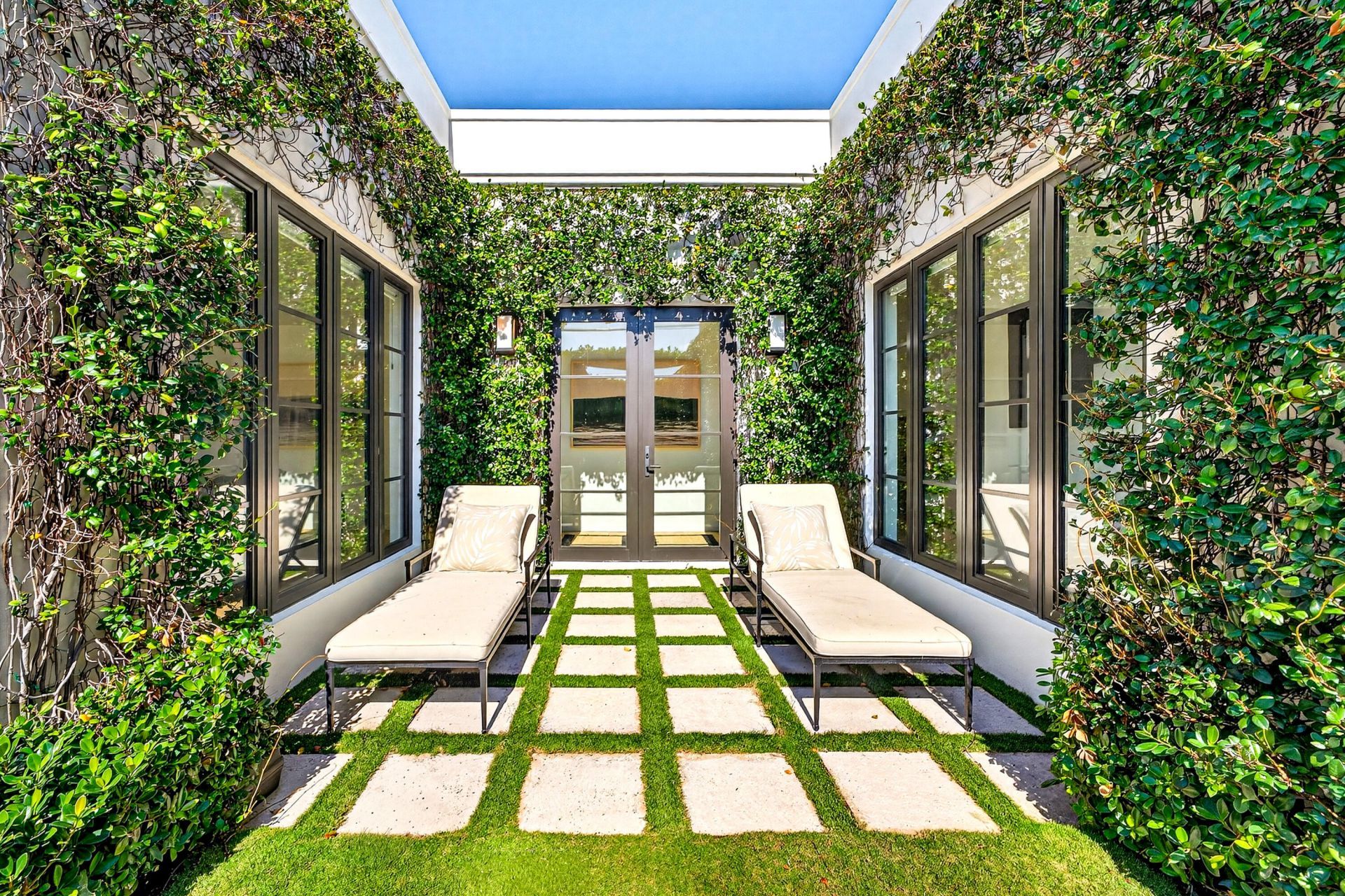 3218 S Olive Avenue, West Palm Beach, FL 33405 Photo