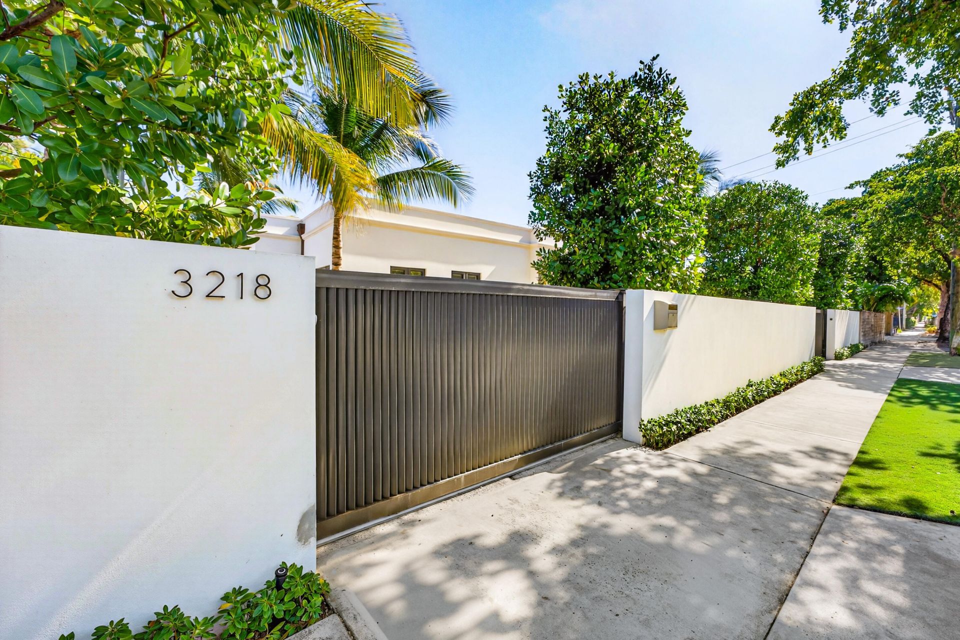 3218 S Olive Avenue, West Palm Beach, FL 33405 Photo