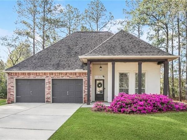 112 GRAND LAKE Drive, Covington, LA 70435