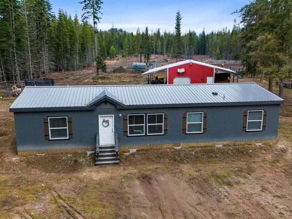 1722 Coyote Trl, Newport, WA 99156