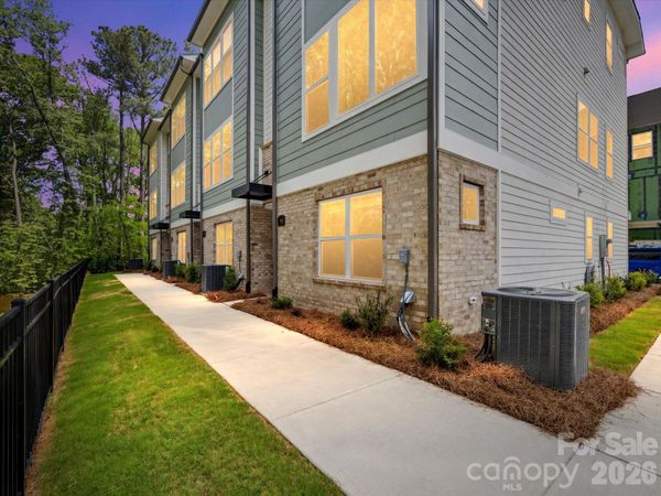 1534 Lithium Lane, Charlotte, NC 28211