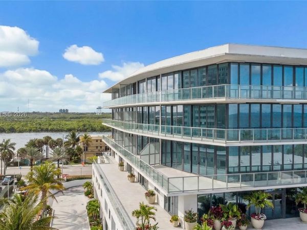 3319 N Ocean Drive , Unit TH6, Hollywood, FL 33019