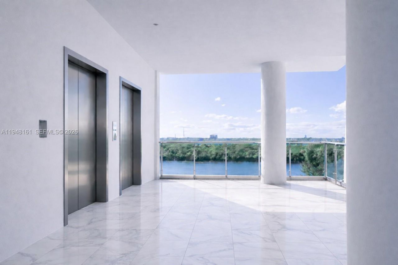 3319 N Ocean Drive , Unit TH6, Hollywood, FL 33019 Photo