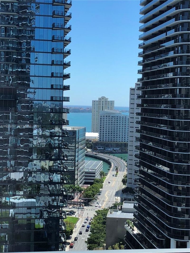 88 SW 7th St, Unit 2203, Miami, FL 33130 Photo