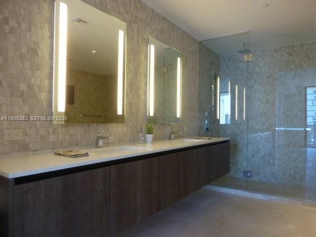 88 SW 7th St, Unit 2203, Miami, FL 33130 Photo