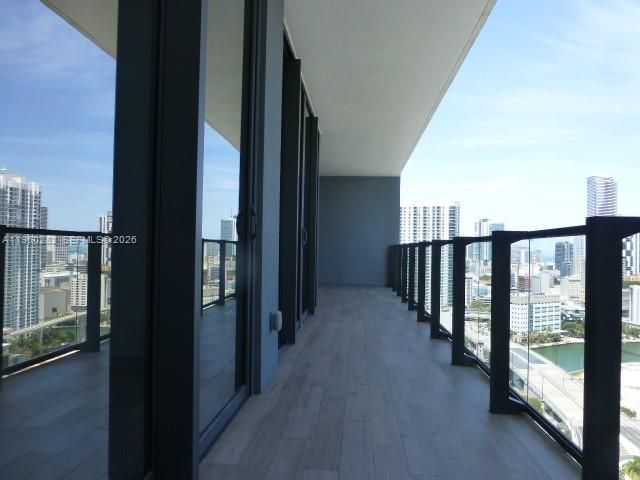 88 SW 7th St, Unit 2203, Miami, FL 33130 Photo