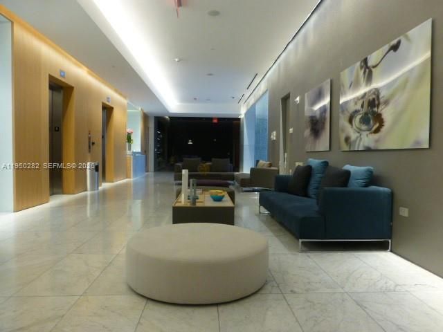 88 SW 7th St, Unit 2203, Miami, FL 33130 Photo