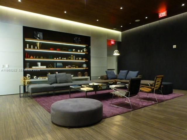 88 SW 7th St, Unit 2203, Miami, FL 33130 Photo