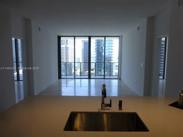 88 SW 7th St, Unit 2203, Miami, FL 33130 Photo