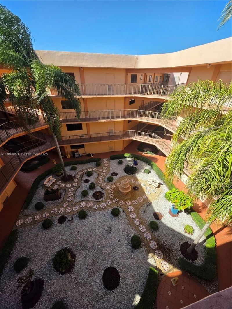 8600 SW 133rd Ave Rd, Unit 424, Miami, FL 33183 Photo
