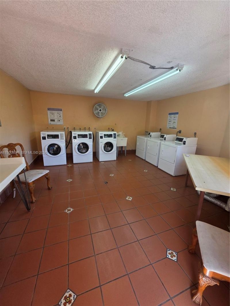 8600 SW 133rd Ave Rd, Unit 424, Miami, FL 33183 Photo