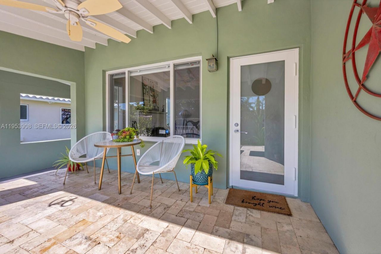 2431 SW 22nd Ter, Miami, FL 33145 Photo