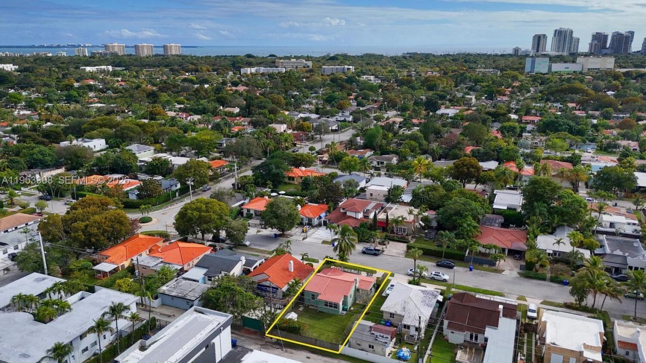 2431 SW 22nd Ter, Miami, FL 33145 Photo