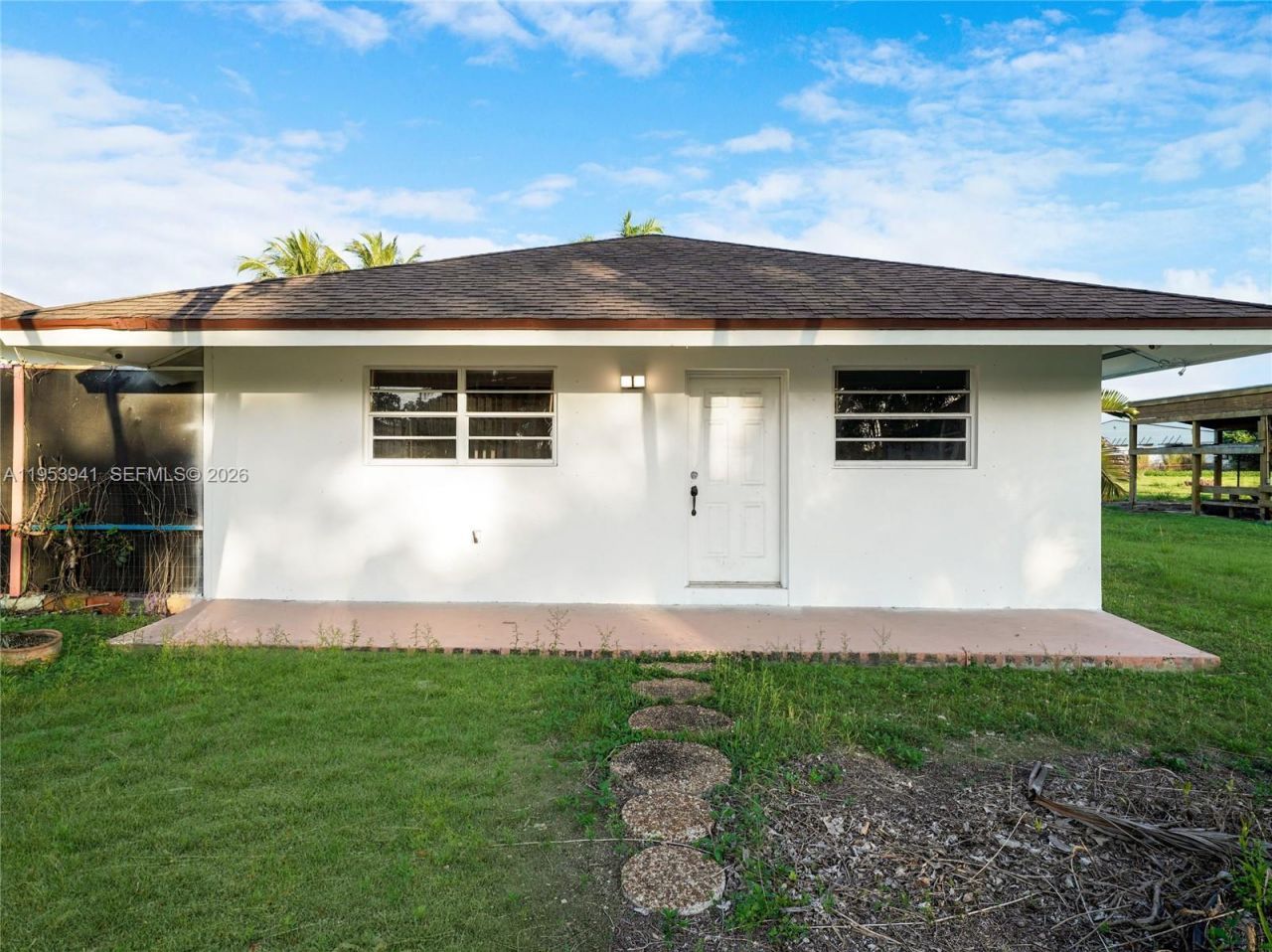 20000 SW 216th St , Miami, FL 33170 Photo