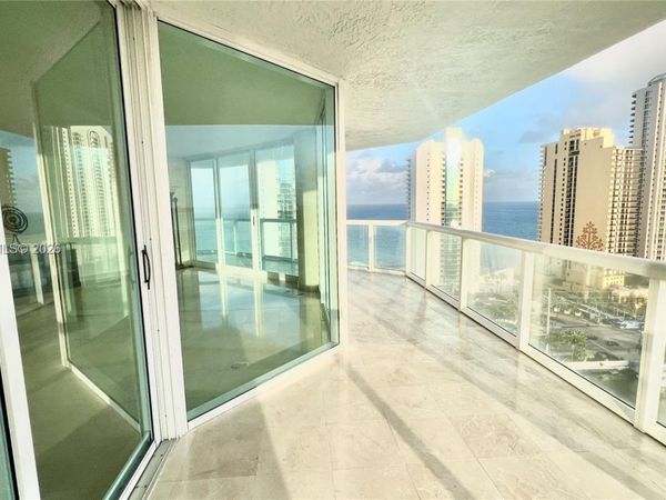 16400 Collins Ave, Unit 2143, Sunny Isles Beach, FL 33160
