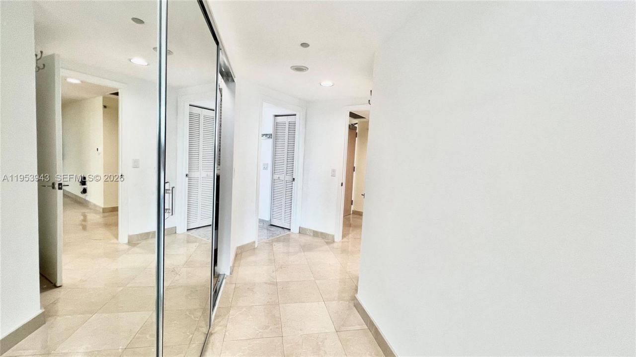 16400 Collins Ave, Unit 2143, Sunny Isles Beach, FL 33160 Photo
