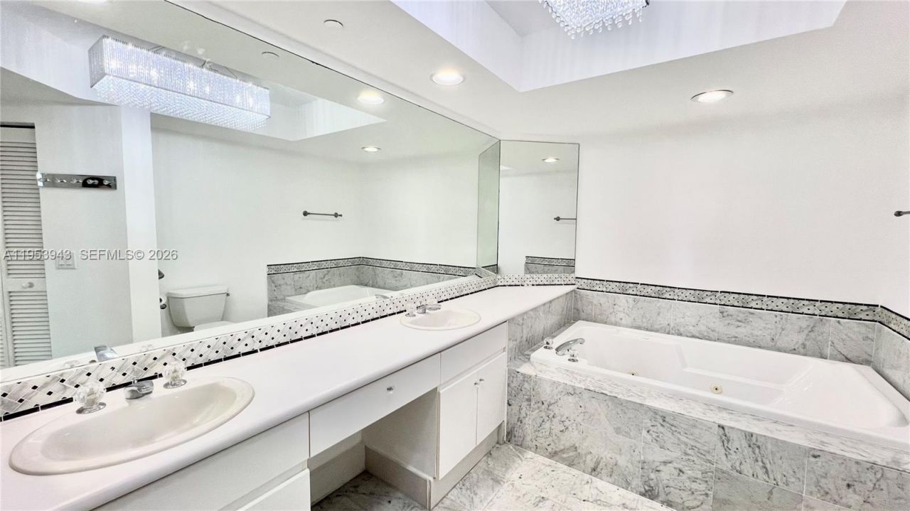 16400 Collins Ave, Unit 2143, Sunny Isles Beach, FL 33160 Photo