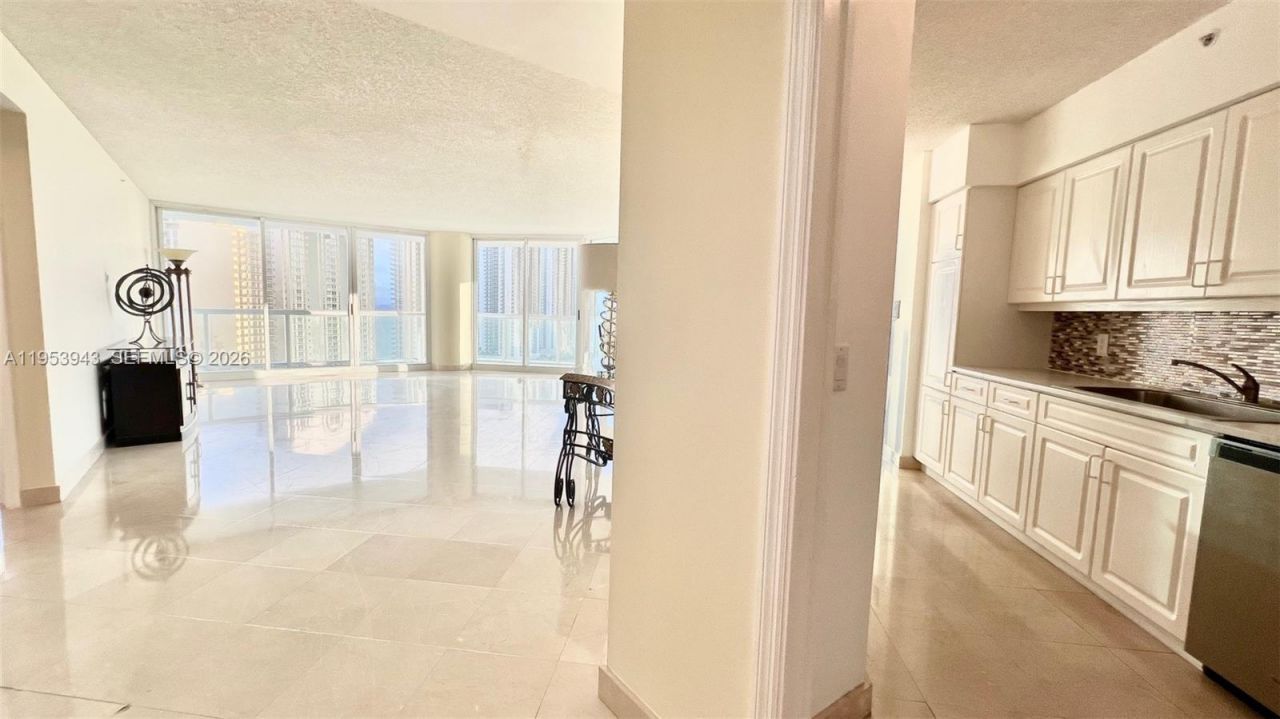 16400 Collins Ave, Unit 2143, Sunny Isles Beach, FL 33160 Photo