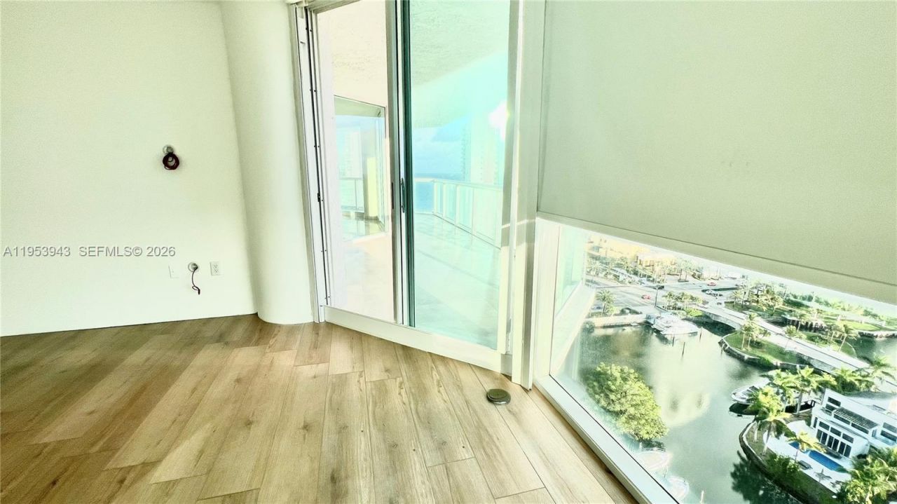 16400 Collins Ave, Unit 2143, Sunny Isles Beach, FL 33160 Photo