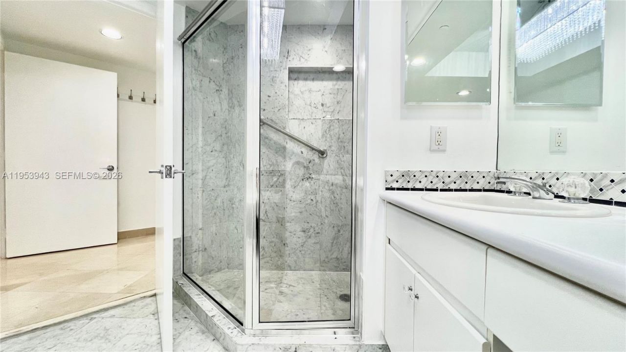 16400 Collins Ave, Unit 2143, Sunny Isles Beach, FL 33160 Photo