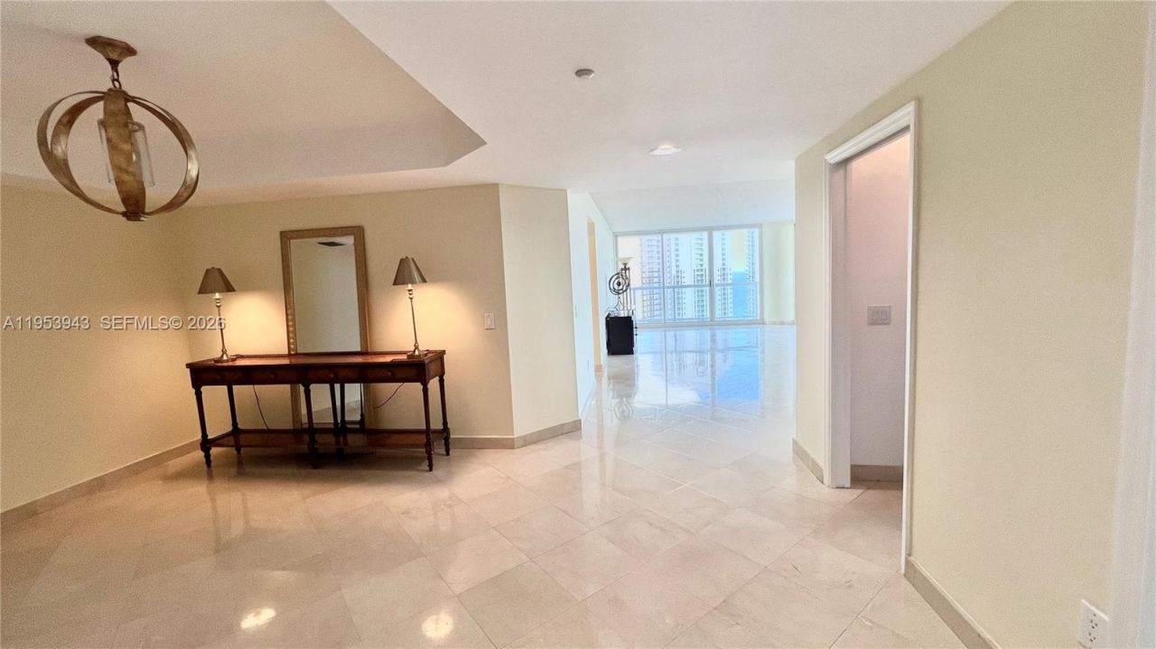 16400 Collins Ave, Unit 2143, Sunny Isles Beach, FL 33160 Photo