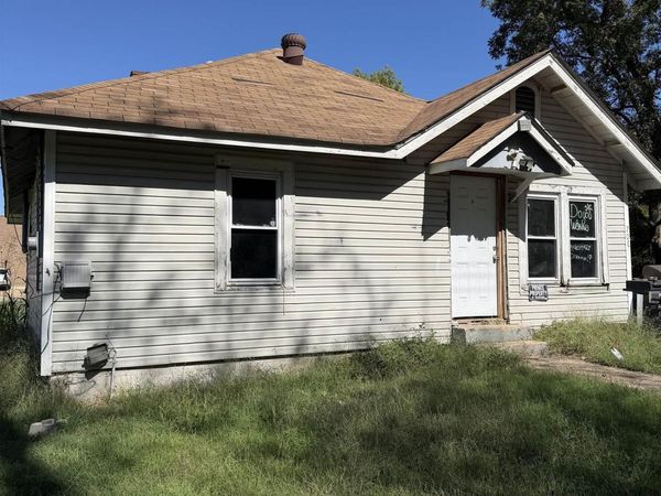 206 W Center, Harrisburg, AR 72432