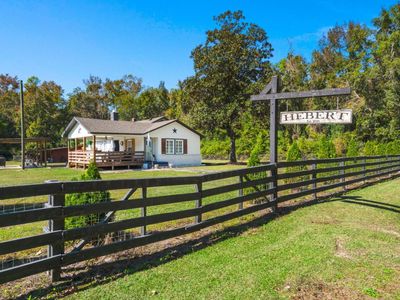 12489 Round O Road, Round O, SC 29474