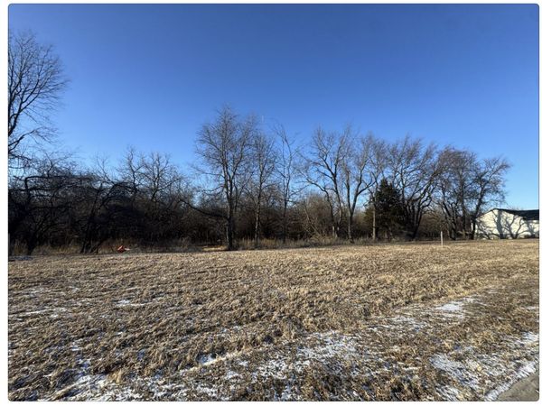 416 Mason Drive, Riverdale, IA 52722