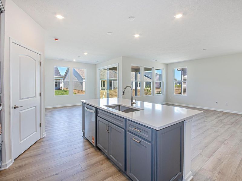 1843 Melanzana Drive, Unit Lot 225, Hilliard, OH 43026 Photo 6
