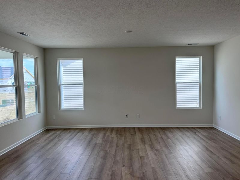 1843 Melanzana Drive, Unit Lot 225, Hilliard, OH 43026 Photo 7