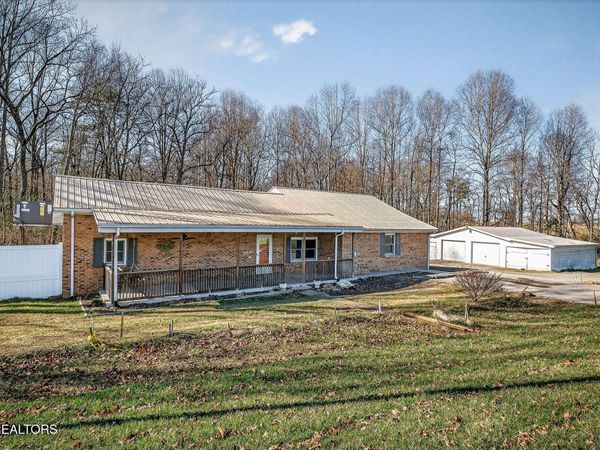 6940 S York Hwy, Clarkrange, TN 38553