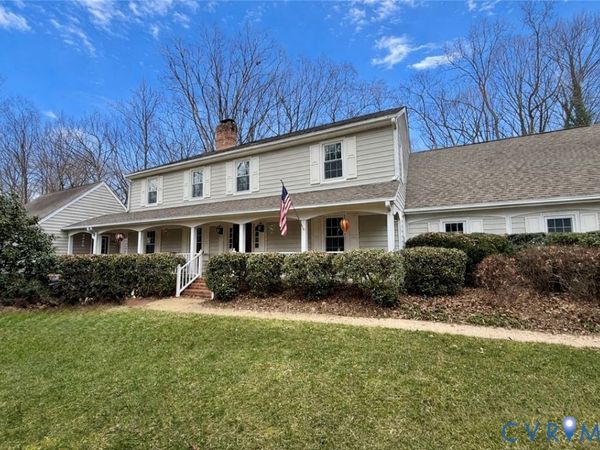 441 Farnham Drive, North Chesterfield, VA 23236