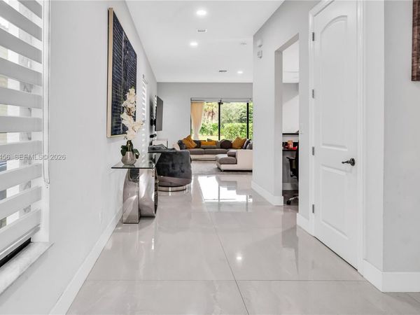 8645 NW 39th Ct , Coral Springs, FL 33065