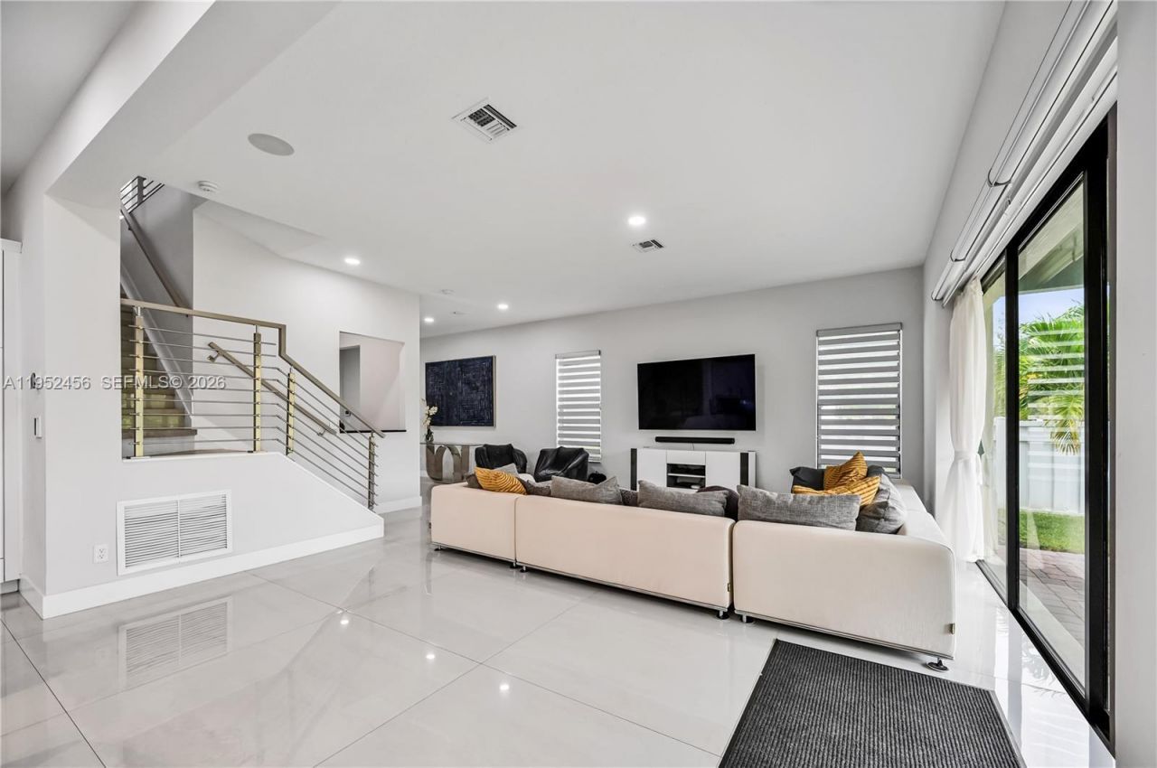 8645 NW 39th Ct , Coral Springs, FL 33065 Photo