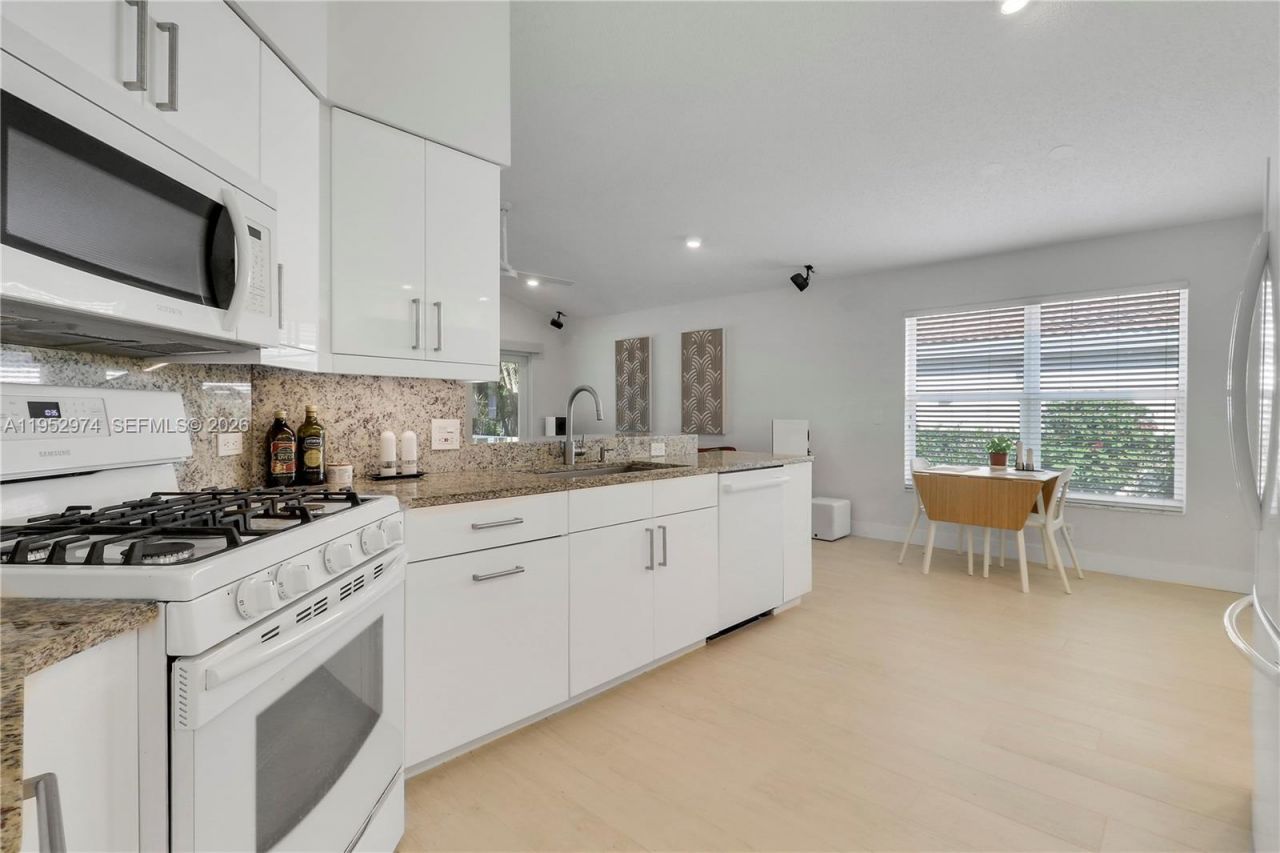 193 Bent Tree Dr, Palm Beach Gardens, FL 33418 Photo