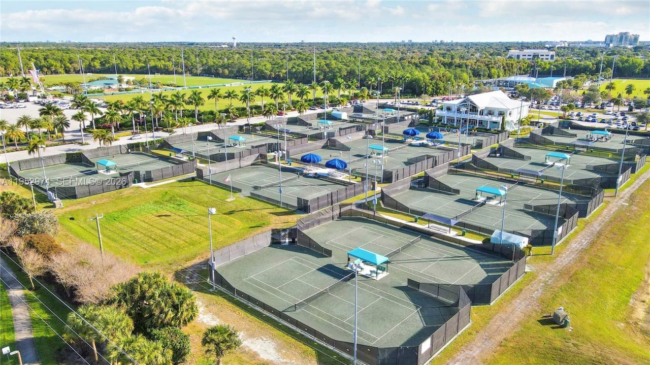 193 Bent Tree Dr, Palm Beach Gardens, FL 33418 Photo