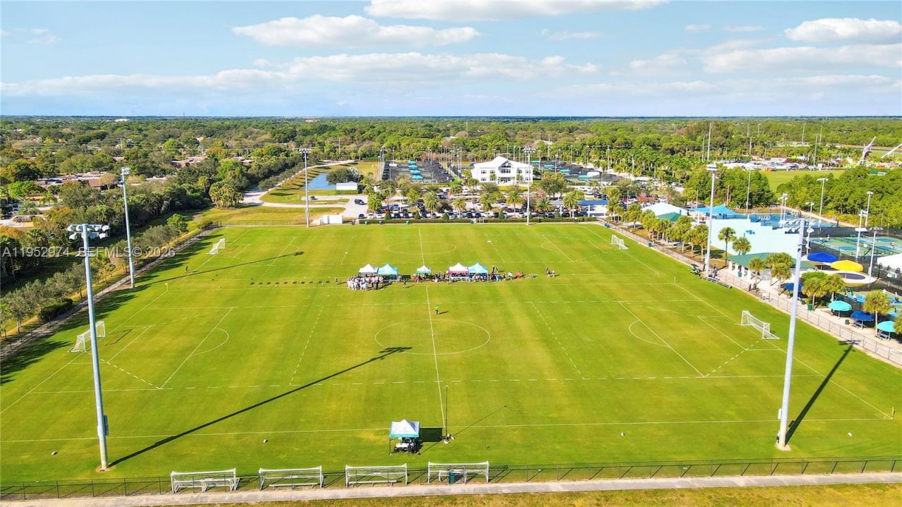 193 Bent Tree Dr, Palm Beach Gardens, FL 33418 Photo